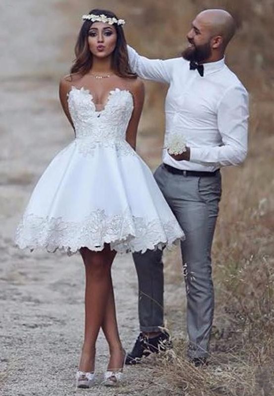 Elegant Short A-line Sweetheart Appliques Lace Prom Dresses