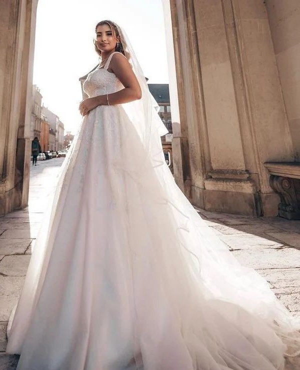 Gorgeous Long A-line Off the Shoulder Tulle Lace Wedding Dresses