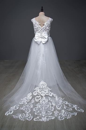 Cute Tulle Ivory Sleeveless Ball Gown Flower Girl Dresses