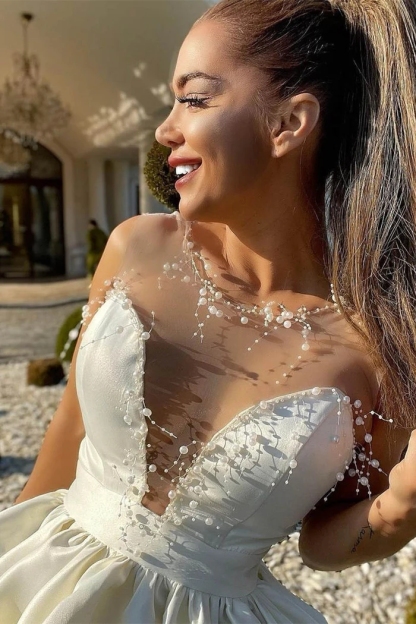 Elegant Short A-line Crew Neck Satin Homecoming Dresses