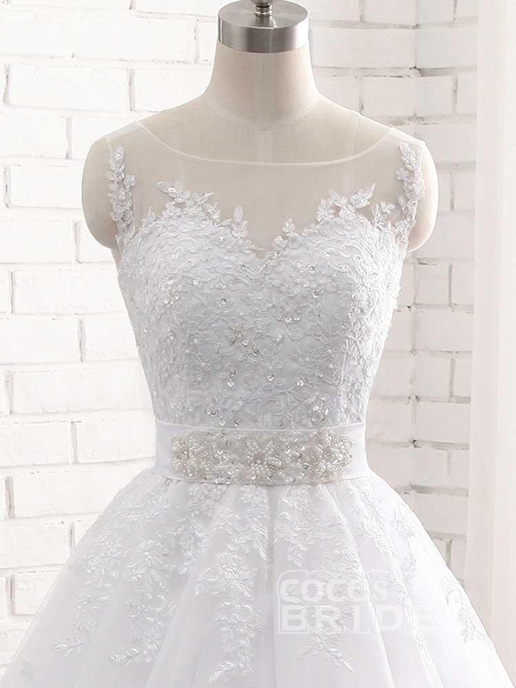 Elegant Long Tulle Lace-Up Ball Gown Wedding Dresses