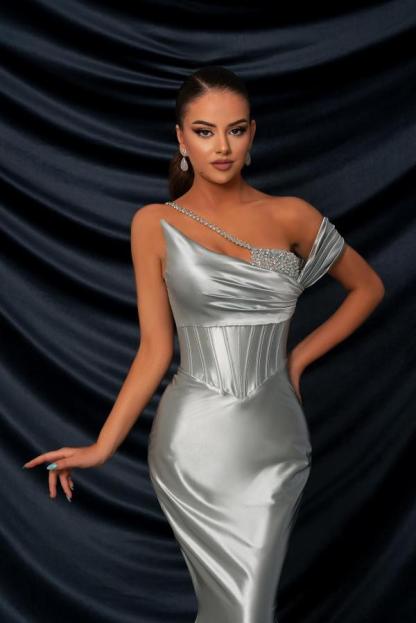 Off-the-shoulder Mermaid Satin Beading Long Prom Dresses with Court Train