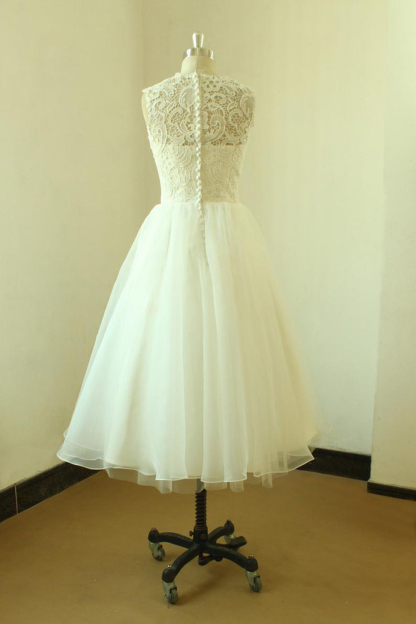 Elegent Short Lace Tulle A-line Wedding Dress