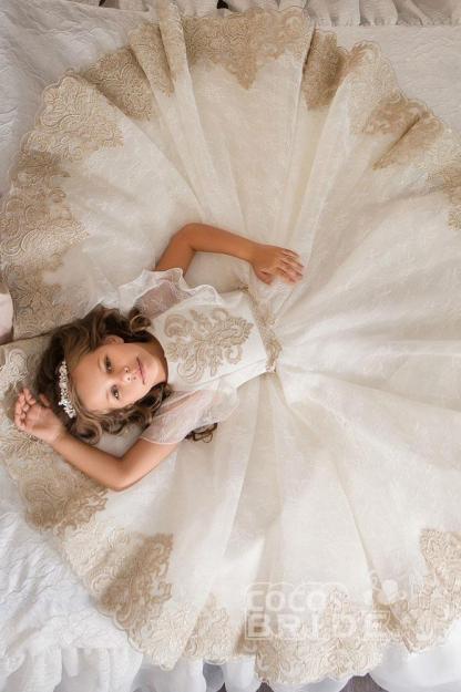 Long Scoop Neck Short Sleeves Ball Gown Flower Girl Dress