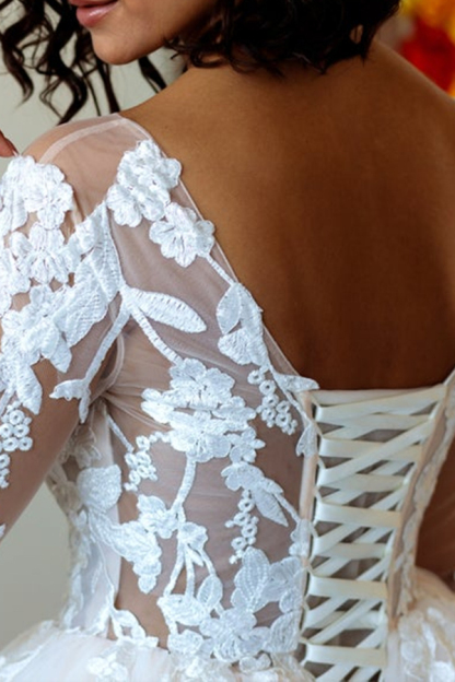 Long Lace-up Appliques Tulle Ball Gown Wedding Dress