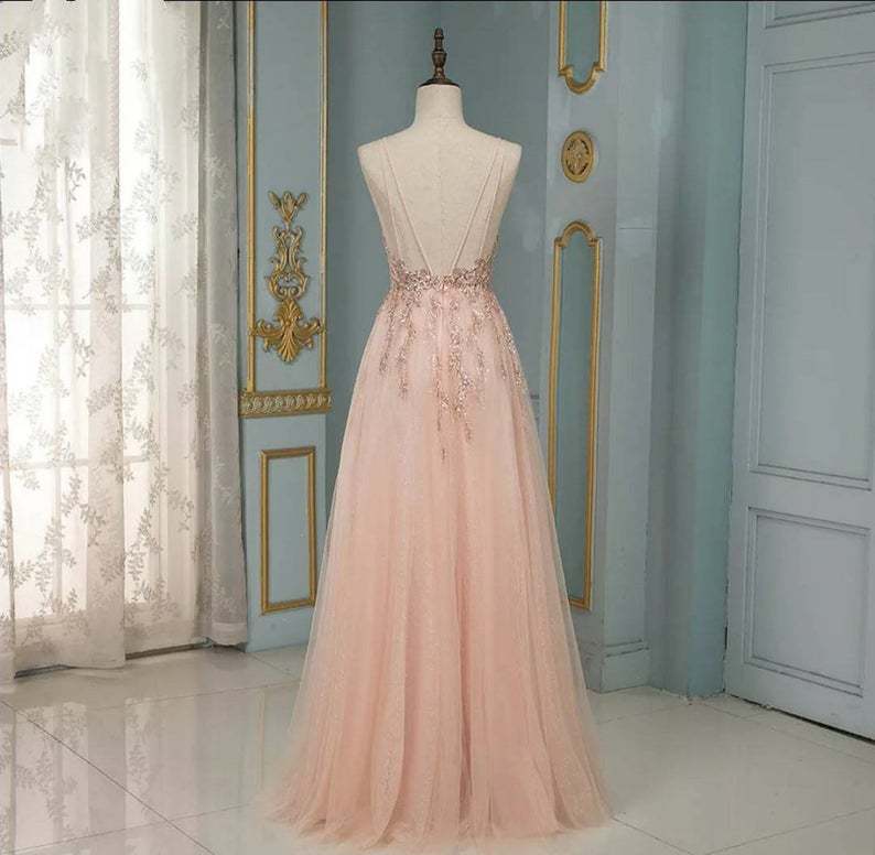 Elegant A-line V-neck Spaghetti Straps Backless Sequins Ruffles Tulle A-Line Prom Dress