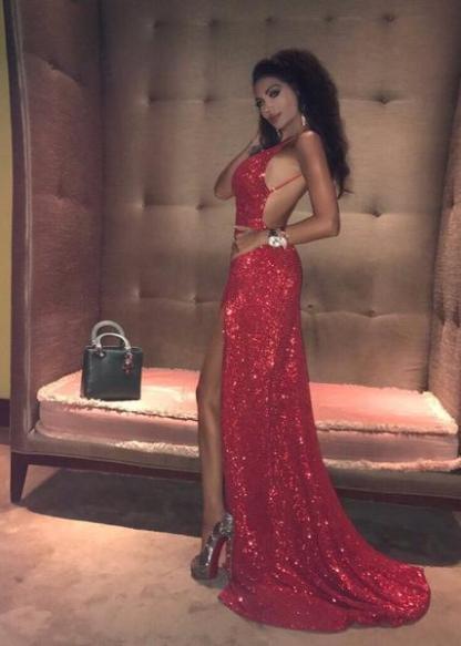Simple Red Long Mermaid V-neck Sequin Backless Prom Dress with Slit
