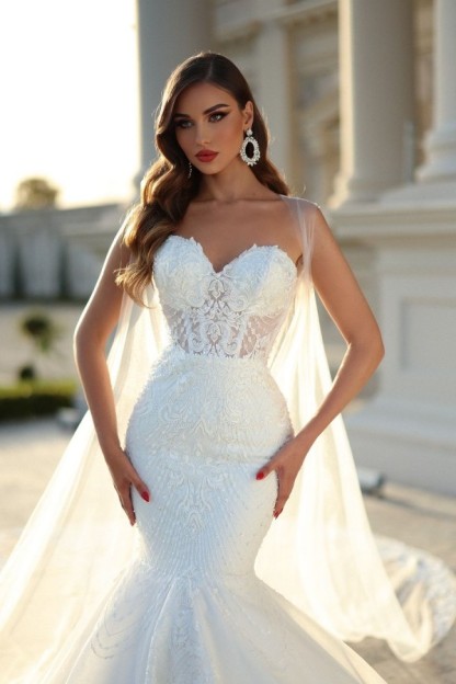 Elegant White Mermaid Sweetheart Tulle Lace Long Wedding Dresses