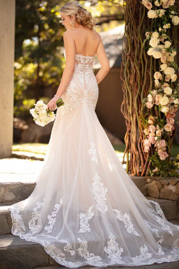Long Lace Strapless Tulle Chapel Train Mermaid Wedding Dress