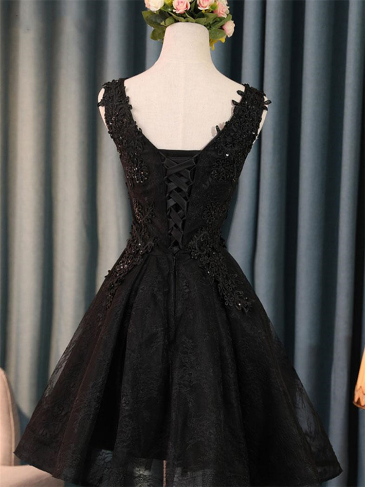 Attractive Black Appliques Lace Sequins Tulle Short A-line Prom Dress