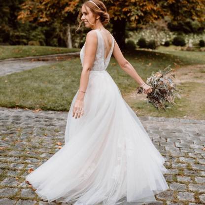 Stunning Deep V-neck A-Line Open Back Tulle Floor-length Floral Wedding Dress