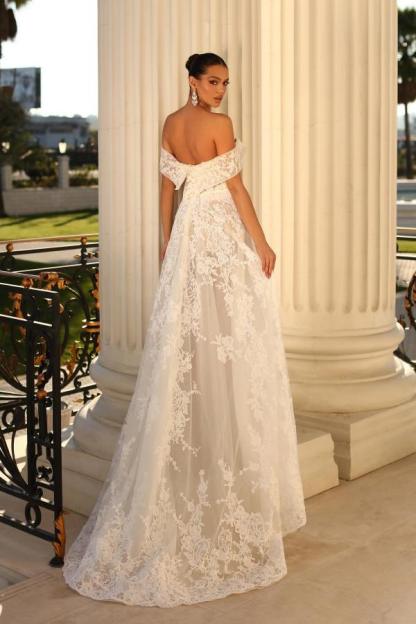 Beautiful Ivory Long A-line Off the Shoulder Tulle Lace Wedding Dresses