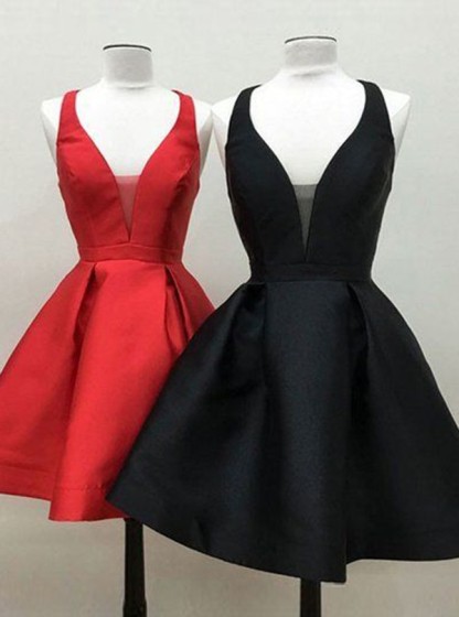 Sexy Short A-line V-Neck Open Back Red Homecoming Dresses - CoCosBride