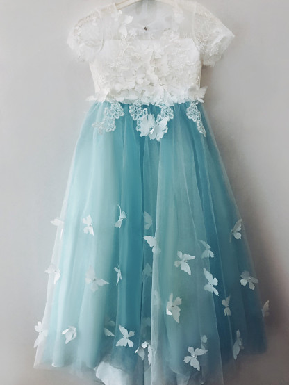 Long A-line Tulle Jewel Neck Appliques Lace Flower Girl Dresses with Sleeves
