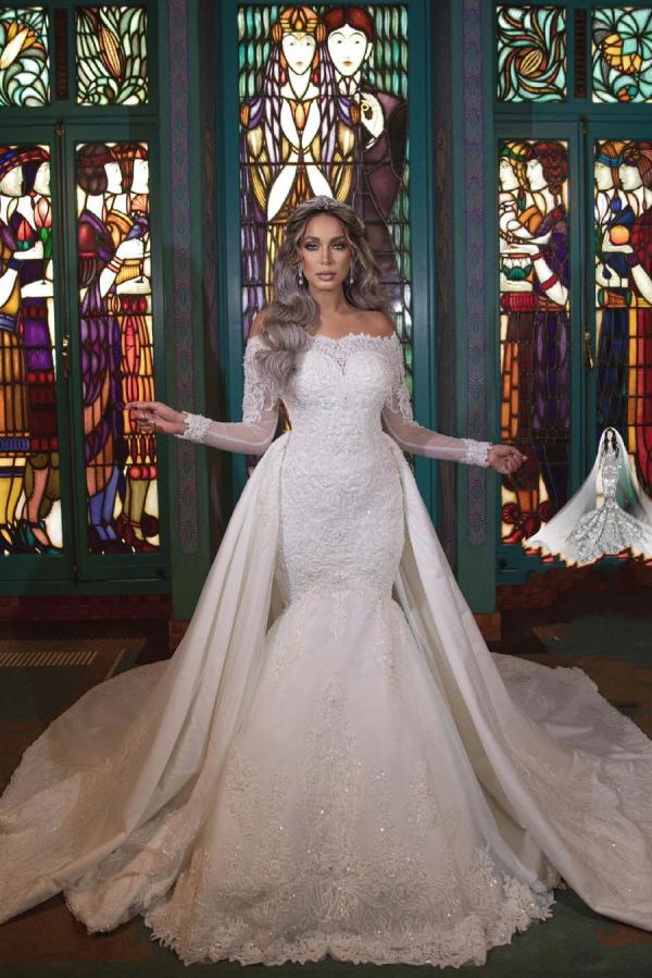 Long Sleeves Mermaid Off the Shoulder Wedding Dresses With Detachable Train