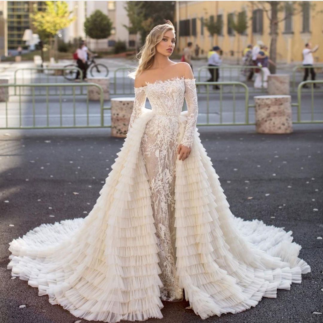 Long Sleeves Off the Shoulder Tulle Mermaid Wedding Dress With Train