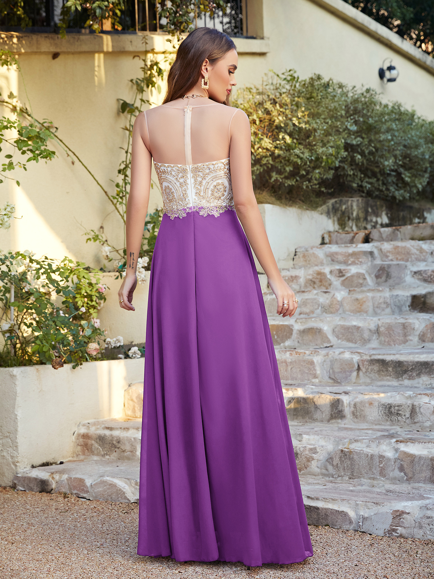 Elegant Long A-line Chiffon Sleeveless Tulle Lace Appliques Prom Dress