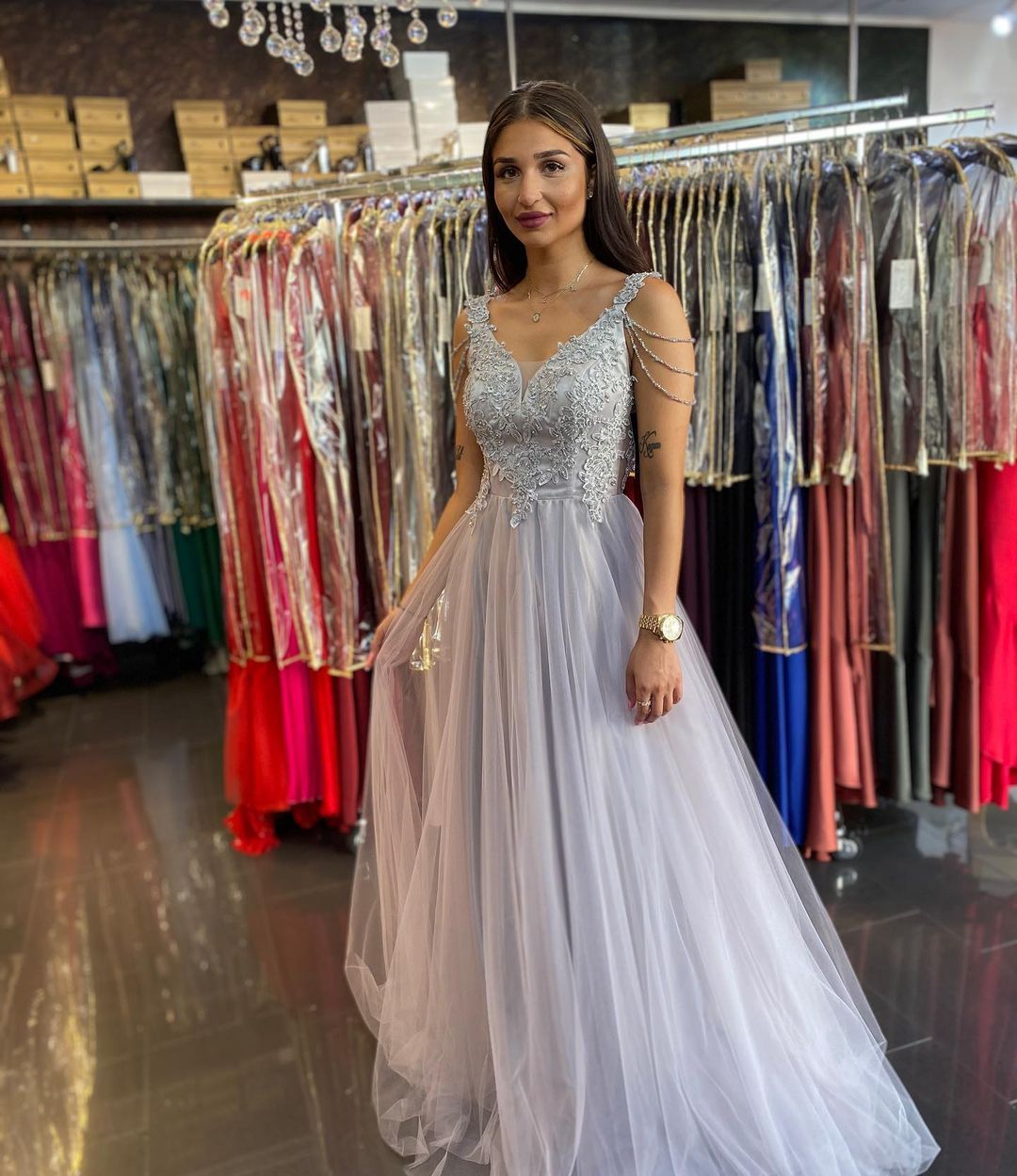 Elegant Sweetheart Spaghetti Straps A-line Appliques Lace Beading Tulle Backless Prom Dress