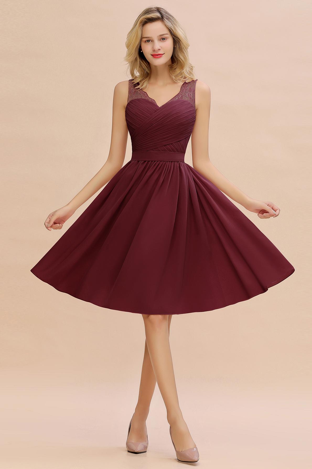 Elegant A-line Chiffon Sleeveless Knee Length Bridesmaid Dress