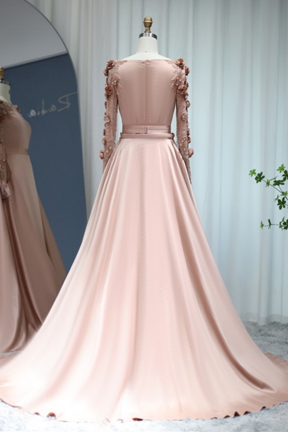 Long Sleeves Mermaid Satin 3D Flower Beadings Formal Prom Dresses with Sweep Train