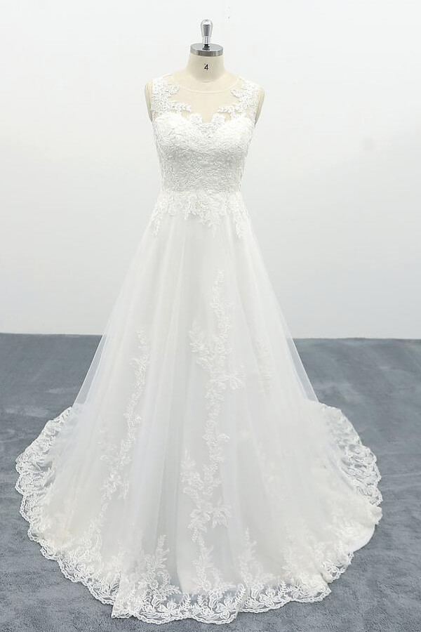 Elegant Long Appliques Lace Tulle A-line Wedding Dress