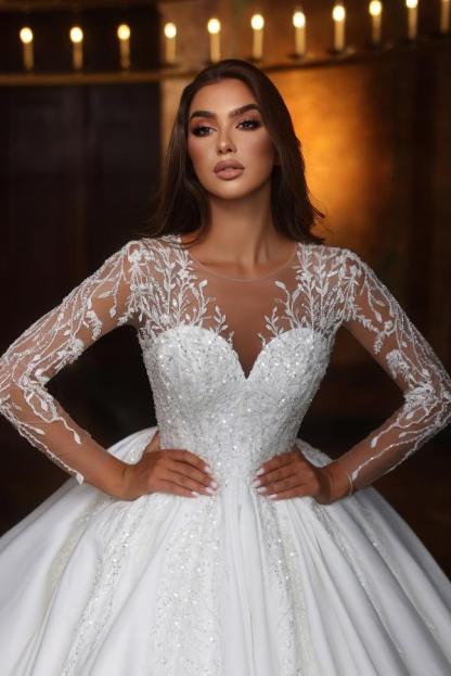Long Sleeve V-neck A-Line Sweetheart Appliques Lace Wedding Dress