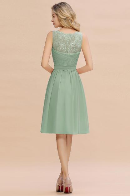 Elegant A-line Chiffon Sleeveless Knee Length Bridesmaid Dress