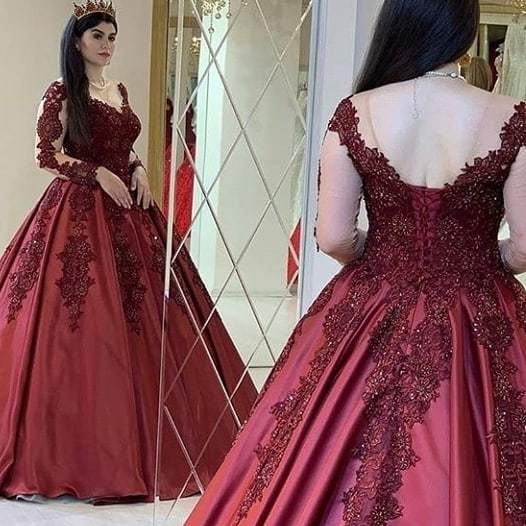 Gorgeous Red Appliques V-neck Long Sleeve Ball Gown Prom Dresses