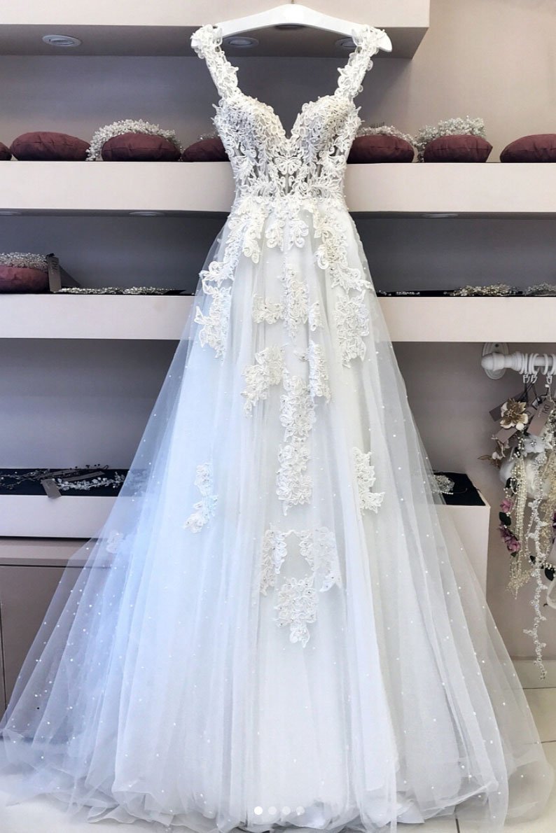 White A-line Tulle Sweetheart Neck Long Halter Lace Wedding Dress White A-line Tulle Sweetheart Neck Long Halter Lace Wedding Dress