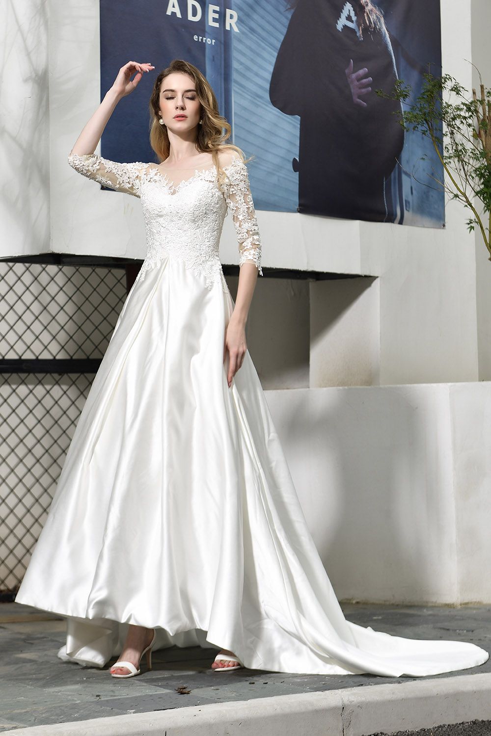 Long A-line Sweetheart Satin Lace Wedding Dresses with Half Sleeves