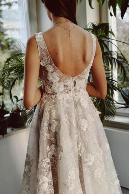 Long V Neck Open Back Tulle Front Slit Wedding Dress with Appliques Lace