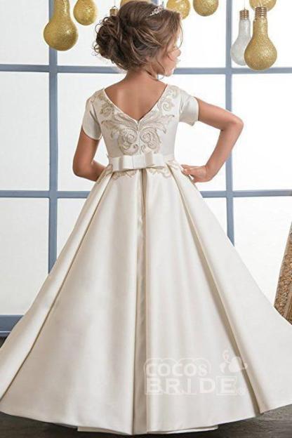 Long Scoop Neck Short Sleeves Ball Gown Flower Girl Dress