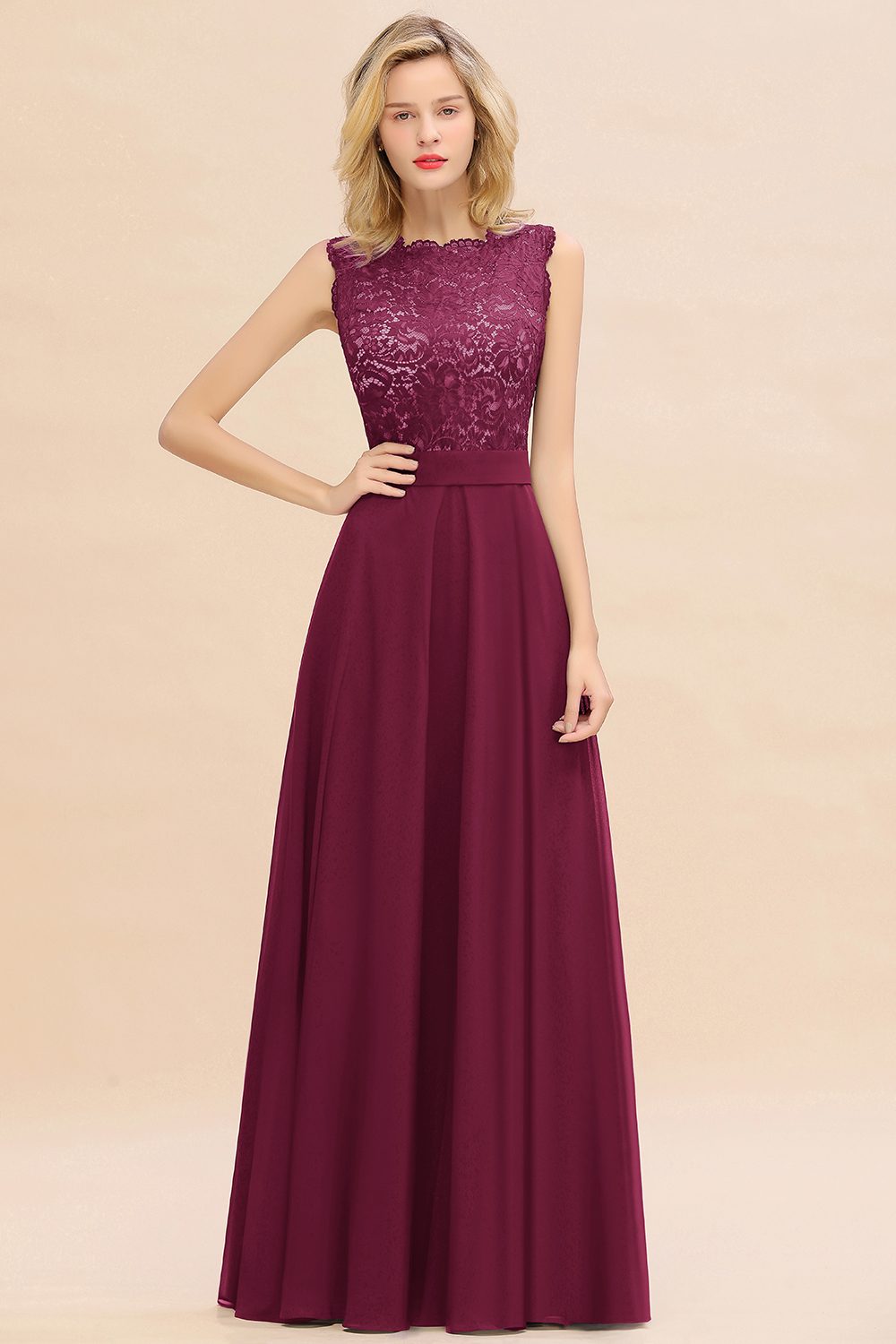 Exquisite Scoop Sleeveless A-line Bridesmaid Dress