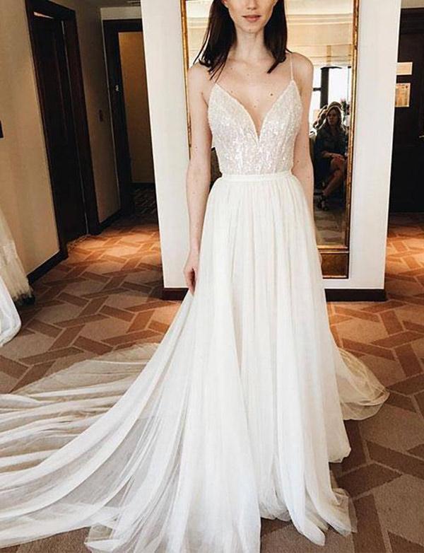 Elegant Long A-line V-neck Lace Spaghetti Straps Chiffon Prom Dress