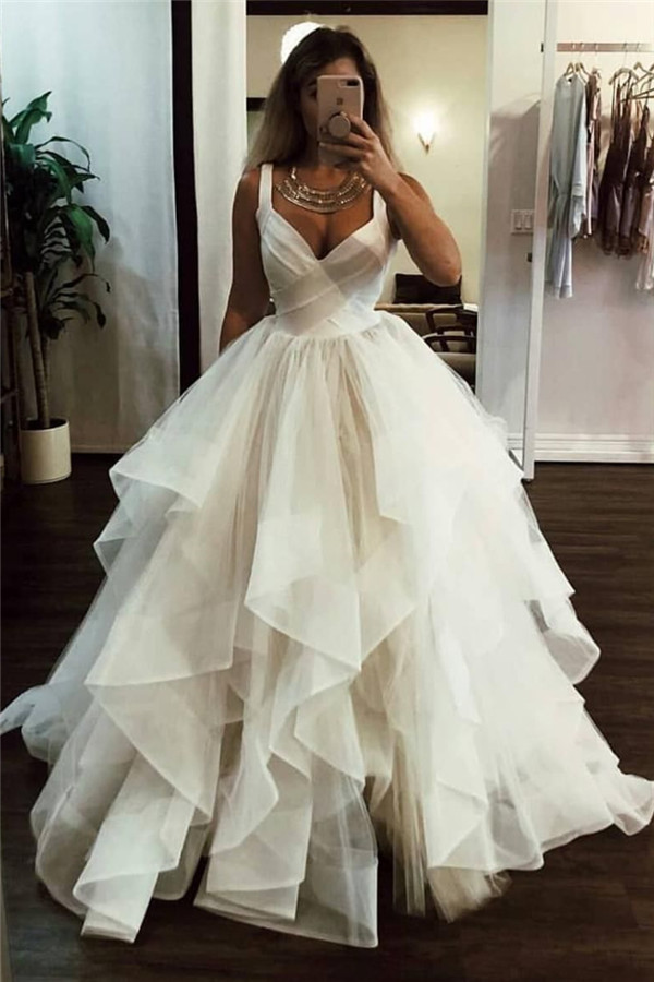 Long Ball Gown Sweetheart Straps Tulle Wedding Dress
