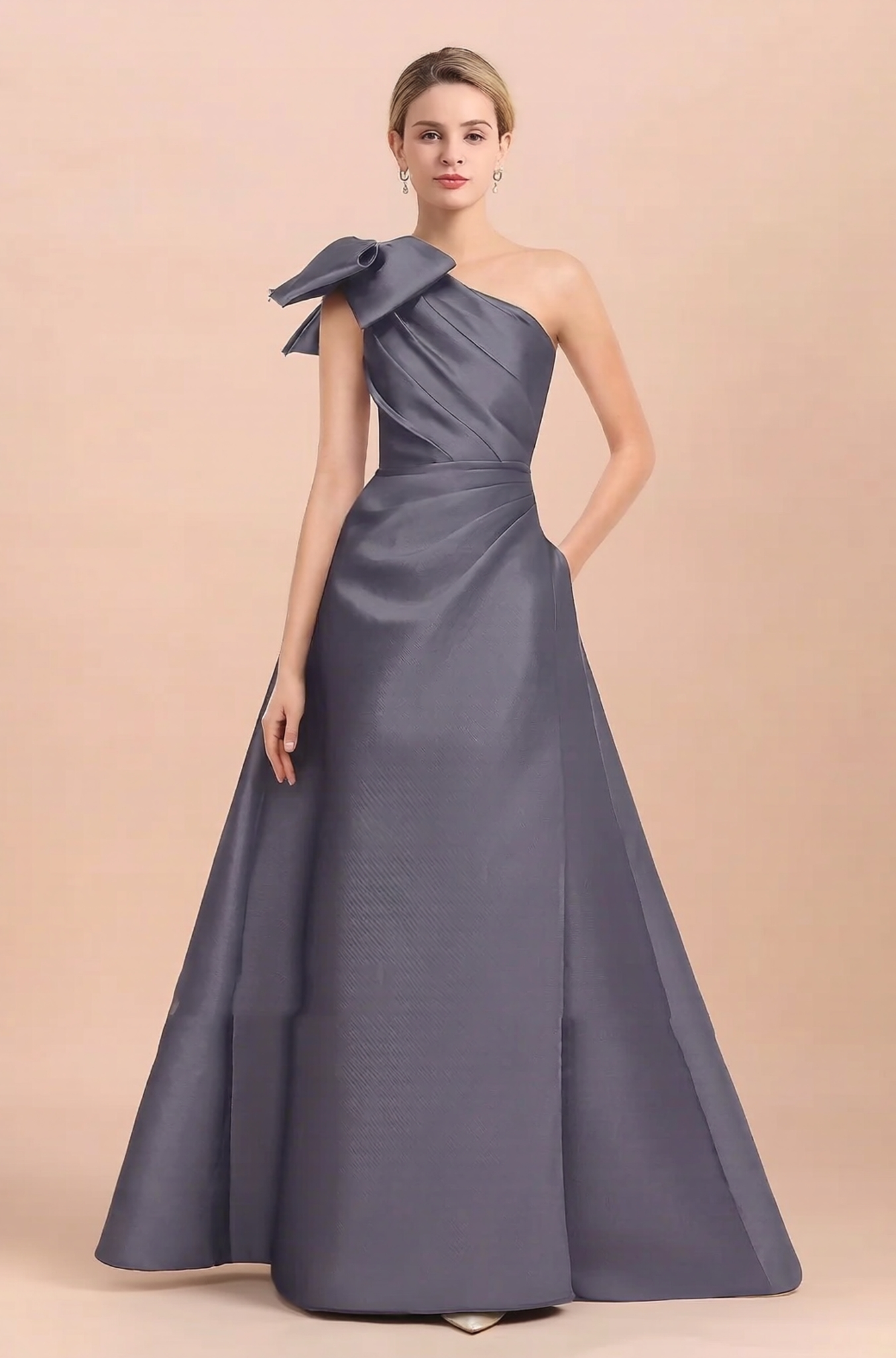 A-Line One-Shoulder Satin Long Mother Of The Bride Dresses With Bow(s)/Pockets