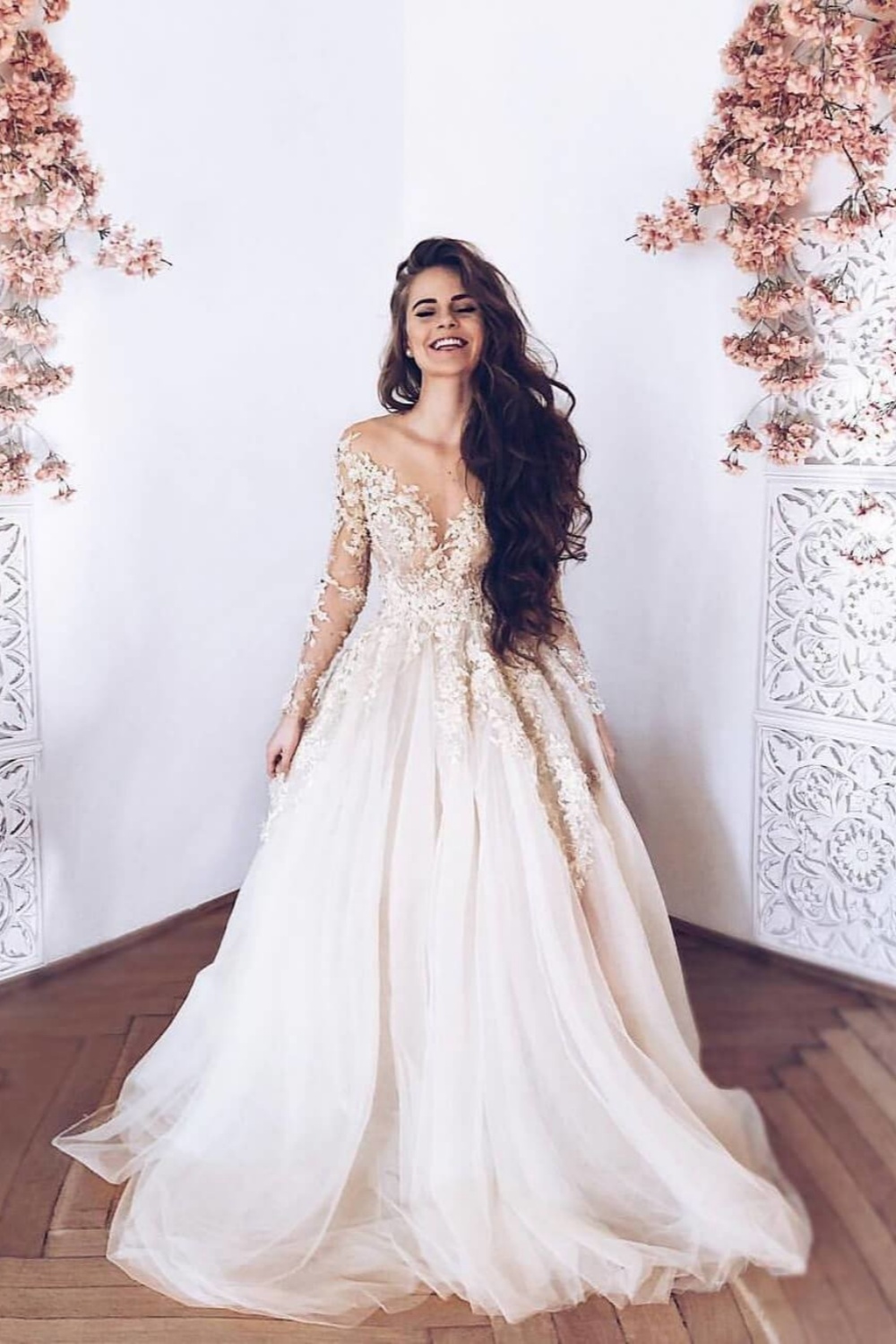 A-line Sweetheart Appliques Lace Ruffles Wedding Dress with Long Sleeves A-line Sweetheart Appliques Lace Ruffles Wedding Dress with Long Sleeves