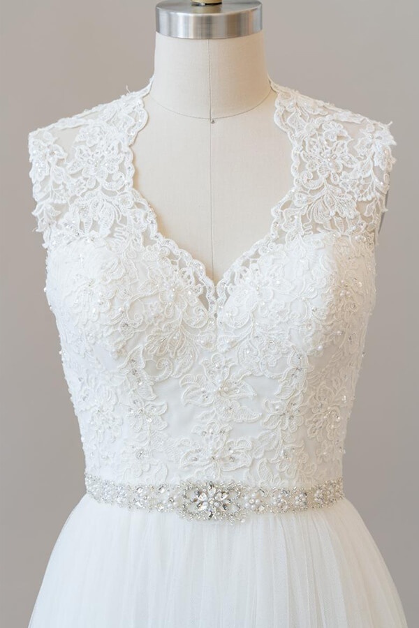 Amazing Long Beading Lace Tulle A-line Backless Wedding Dress