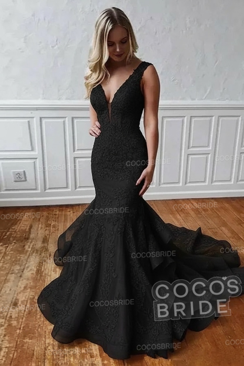 Long V Neck Sleeveless Backless Covered Button Mermaid Wedding Dresses