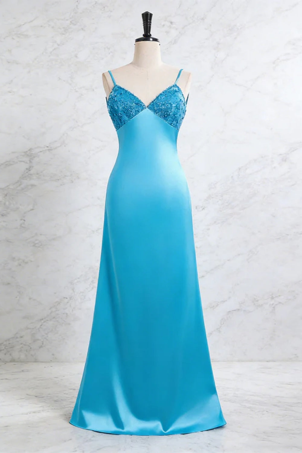 Cocosbride Blue V-neck Satin Sheath Prom Dress with Beadings