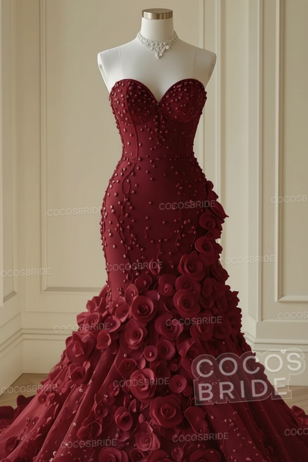 Elegant Strapless Sweetheart Mermaid Wedding Dress with Flowers