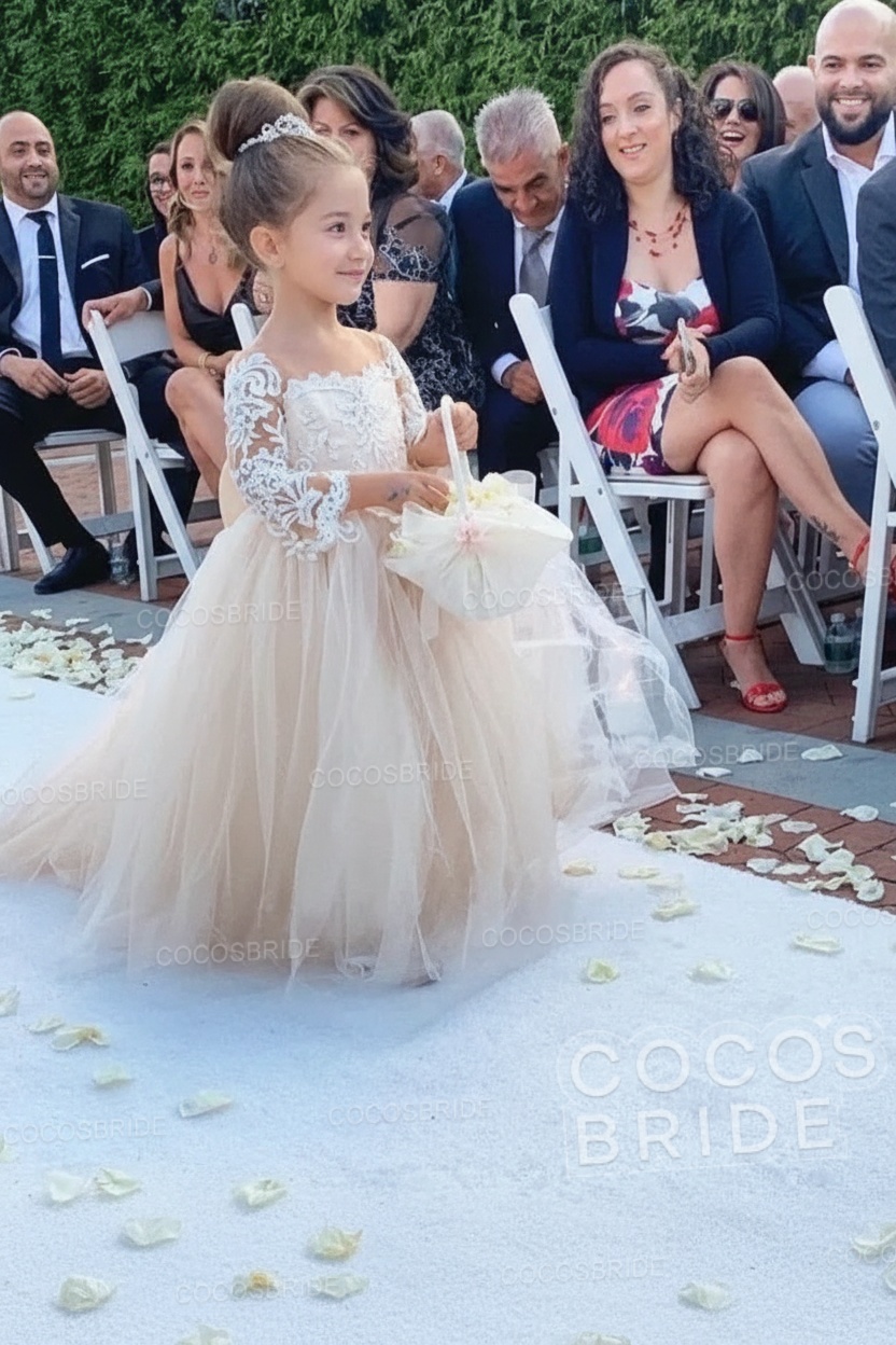 Boho Long Sleeves Lace Flower Girl Dresses