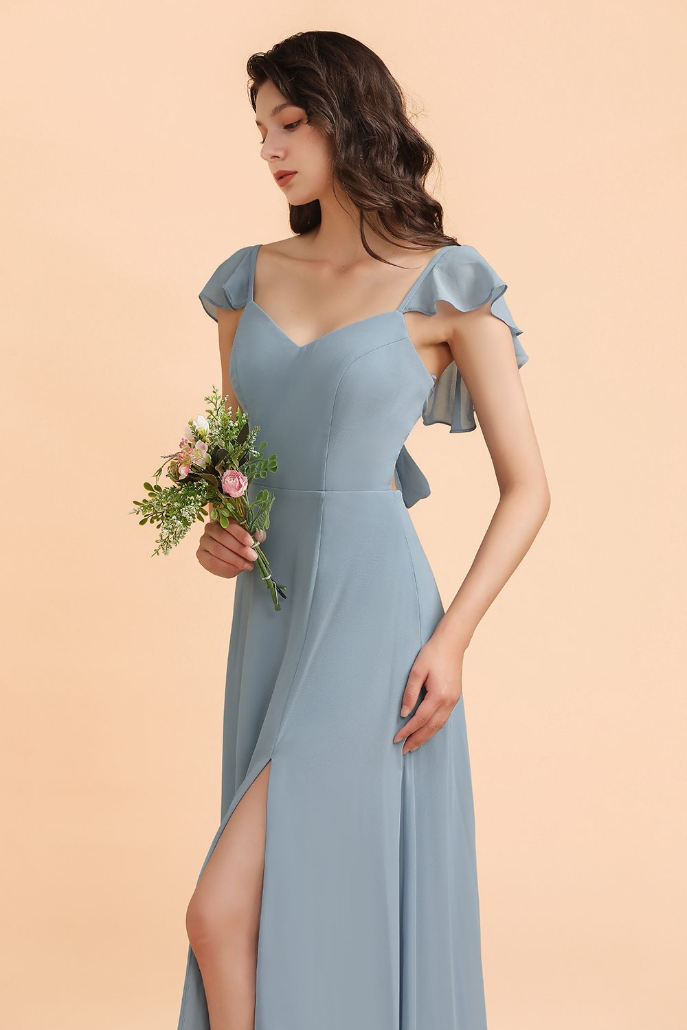 Chic Sweetheart A-Line Backless Chiffon Bridesmaid Dress With Side Slit Bowknot
