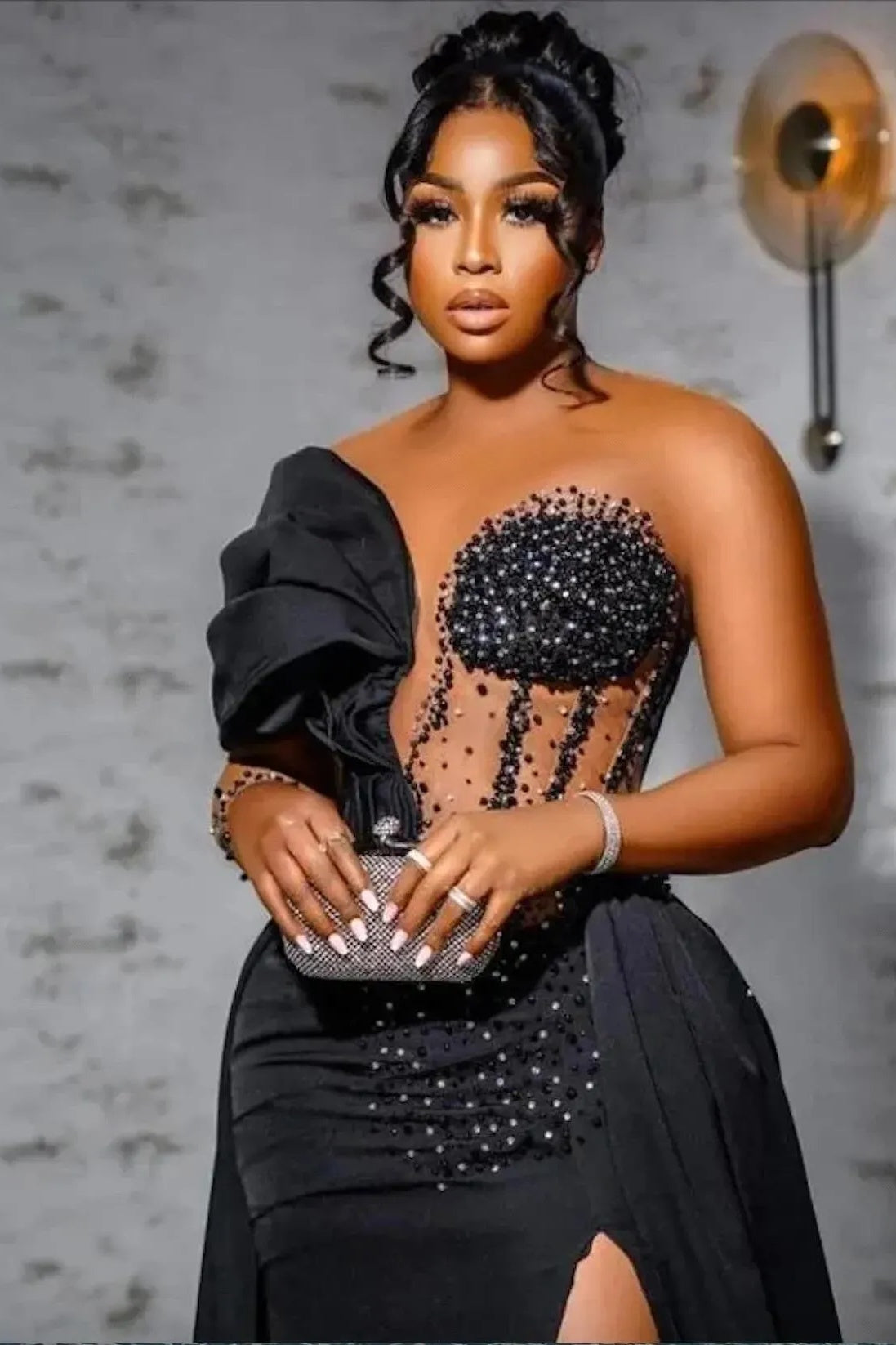 Cocosbride Elegant Black Mermaid Formal Dress with Drape and Beaded