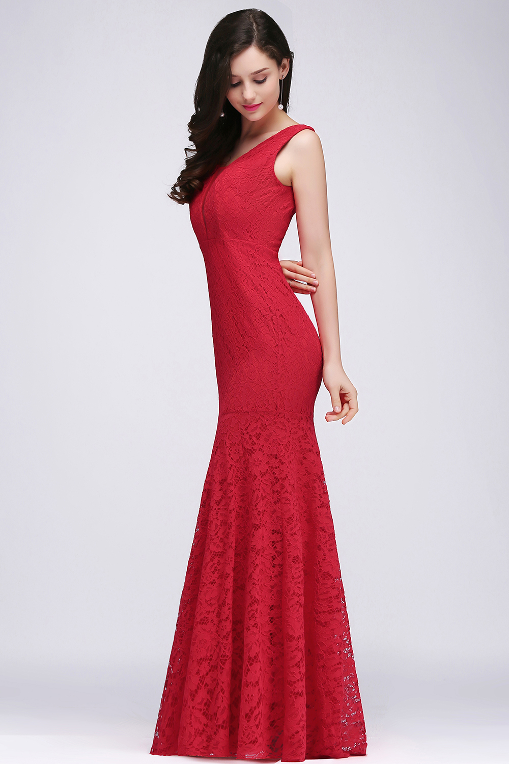Elegant Mermaid Lace V-Neck Sleeveless Floor-Length Bridesmaid Dresses