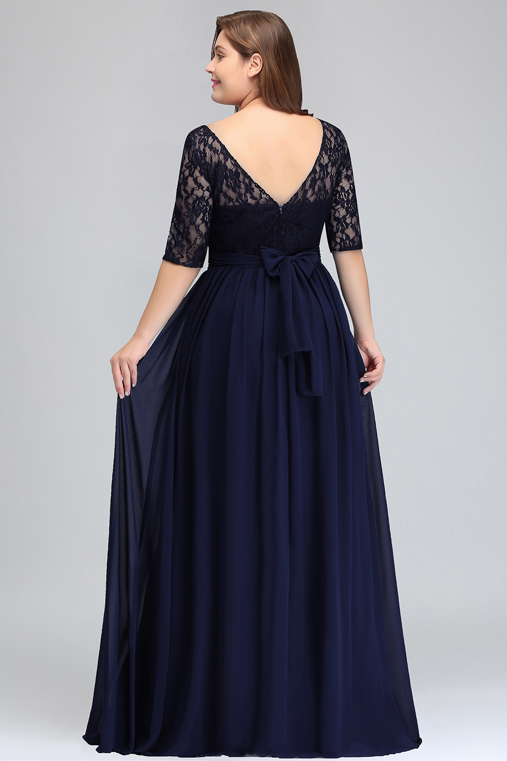 Elegant Plus Size Half-Sleeves Lace Bridesmaid Dresses with Bow