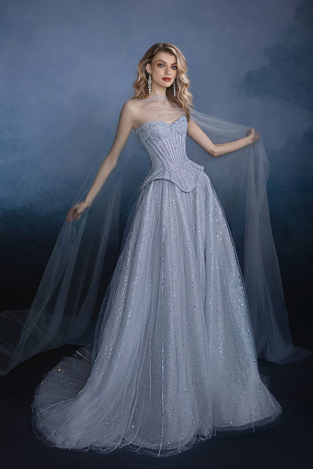 Cocosbride Elegant Sweetheart Tulle A-line Evening Dress with Rhinestones