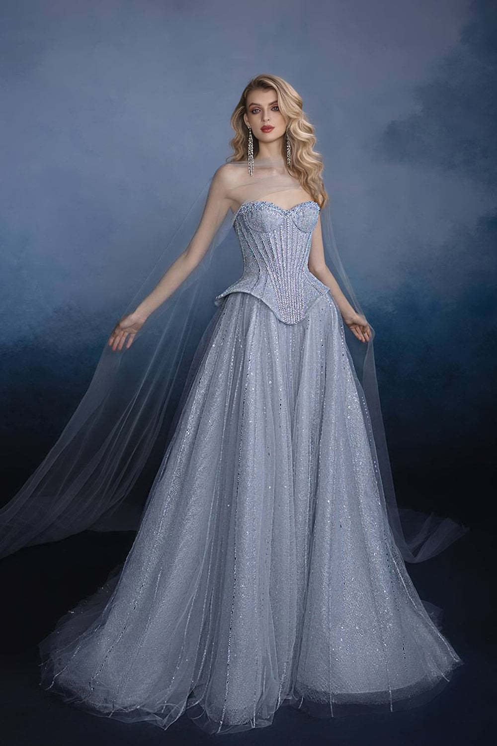 Cocosbride Elegant Sweetheart Tulle A-line Evening Dress with Rhinestones
