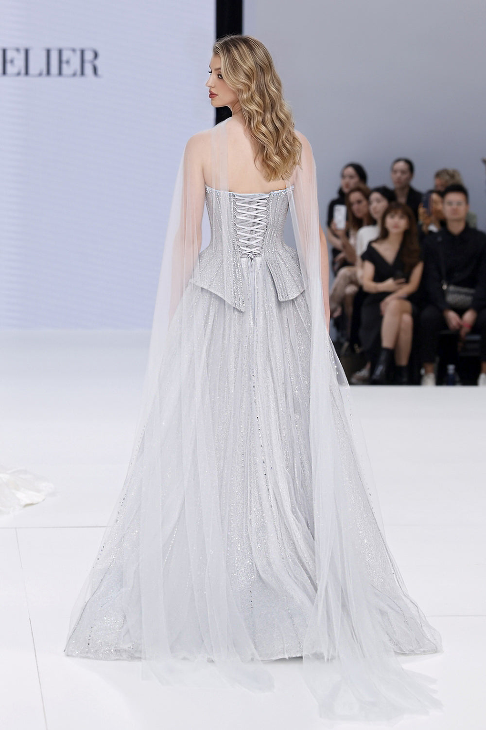 Cocosbride Elegant Sweetheart Tulle A-line Evening Dress with Rhinestones