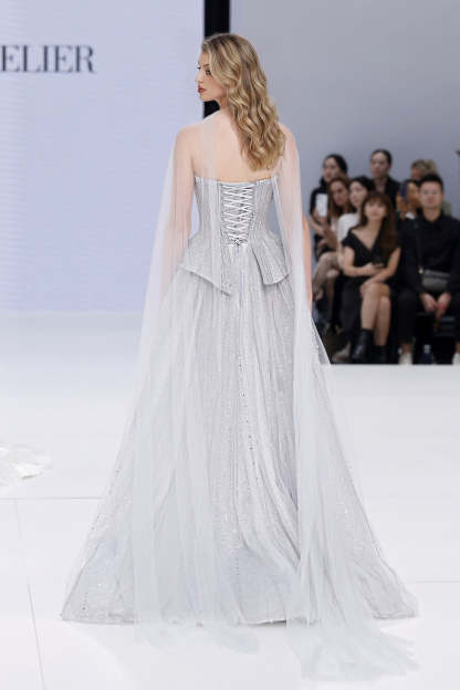 Cocosbride Elegant Sweetheart Tulle A-line Evening Dress with Rhinestones